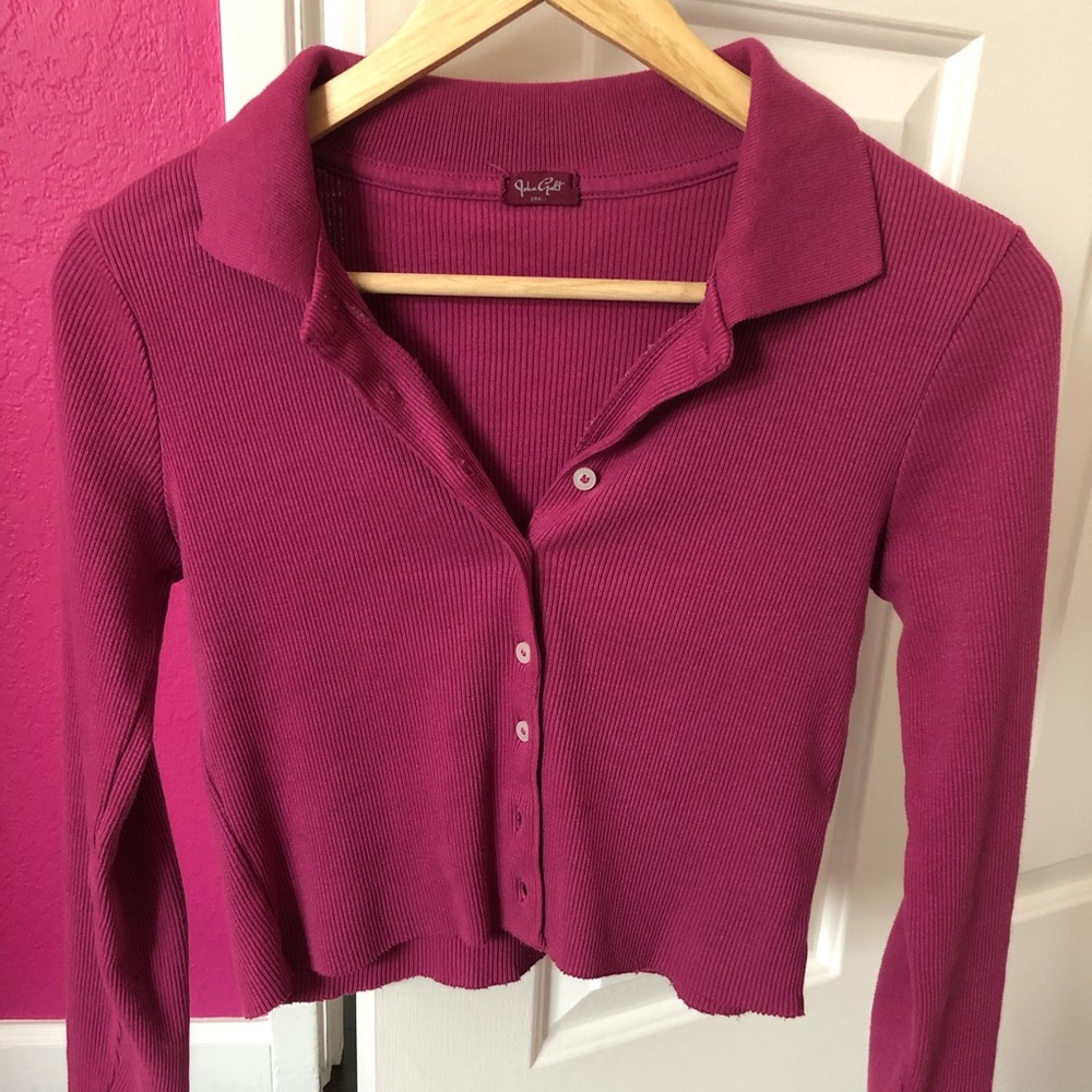 Brandy Melville NWOT Cropped Magenta Cardigan